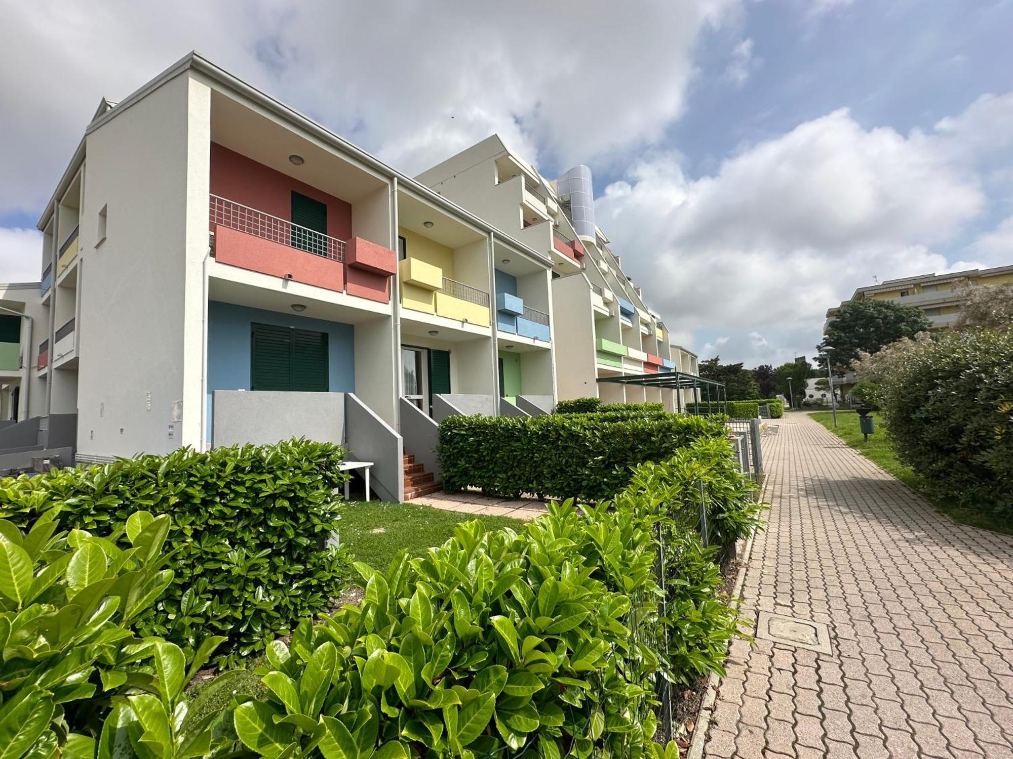 Villaggio Luna Swimmingpool- Agenzia Cocal Caorle Eksteriør billede
