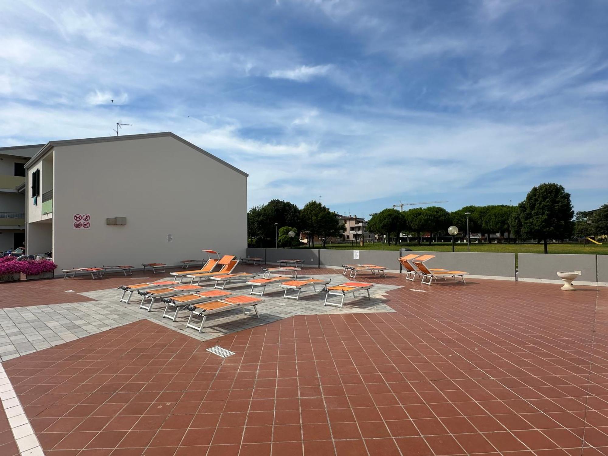 Villaggio Luna Swimmingpool- Agenzia Cocal Caorle Eksteriør billede