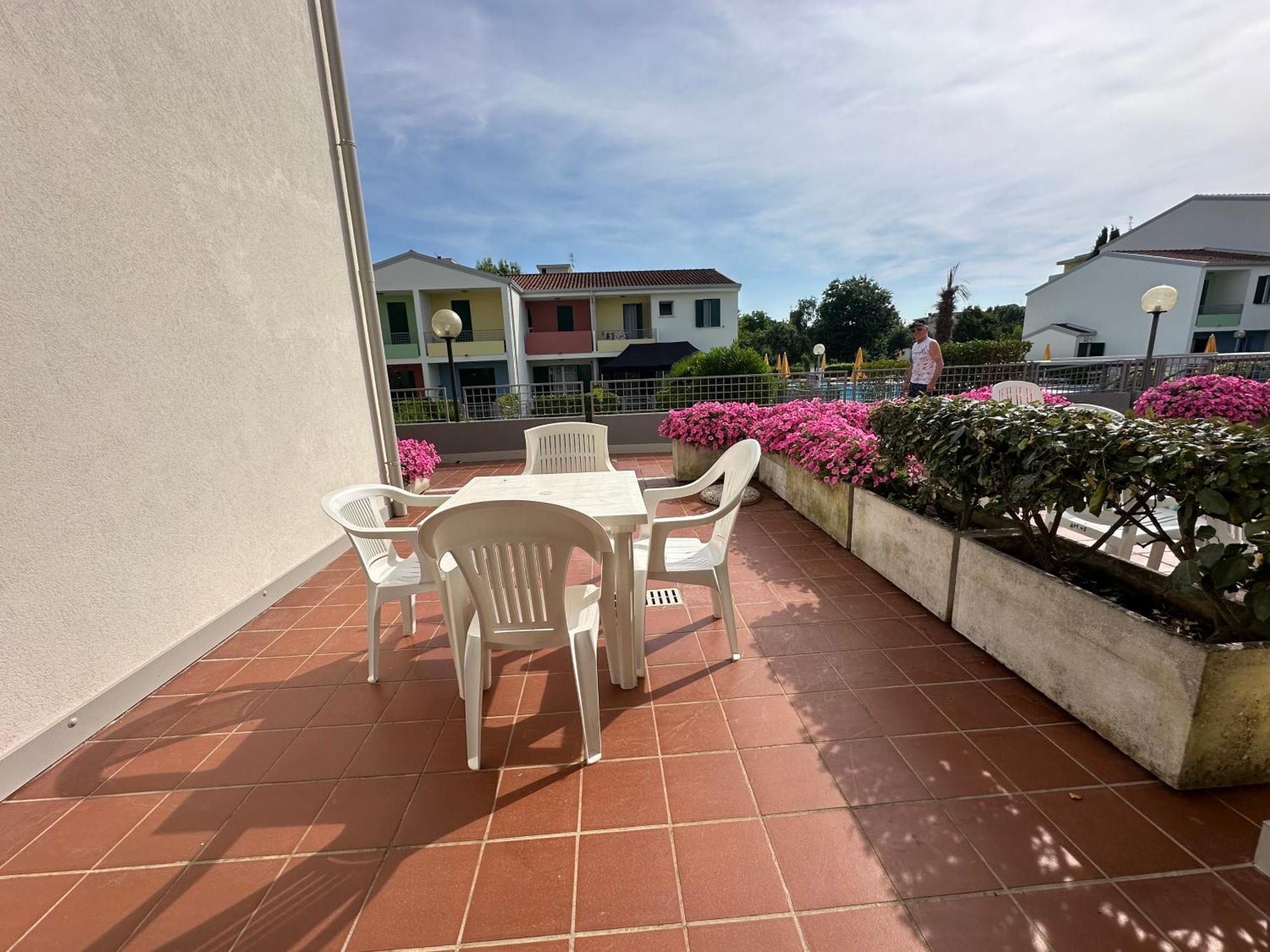 Villaggio Luna Swimmingpool- Agenzia Cocal Caorle Eksteriør billede