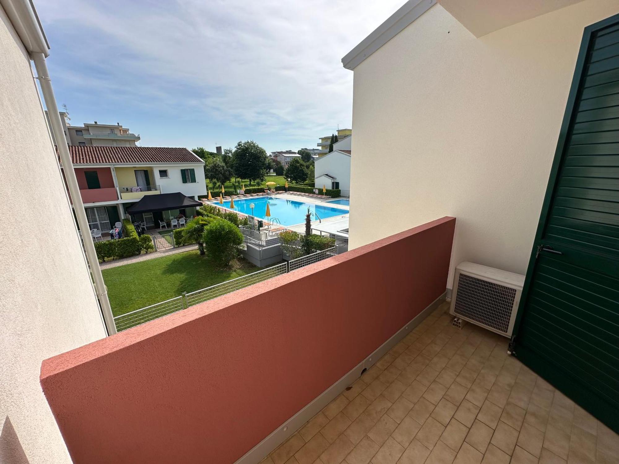 Villaggio Luna Swimmingpool- Agenzia Cocal Caorle Eksteriør billede